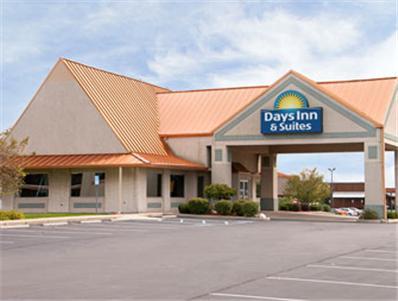 Days Inn & Suites By Wyndham Kokomo Esterno foto